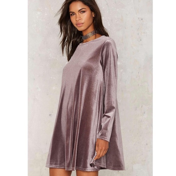 Cassie velvet mini dress - Picture 2 of 5